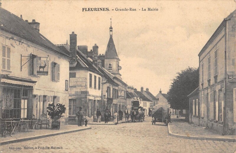 Carte postale ancienne Fleurines - Grande Rue à Fleurines