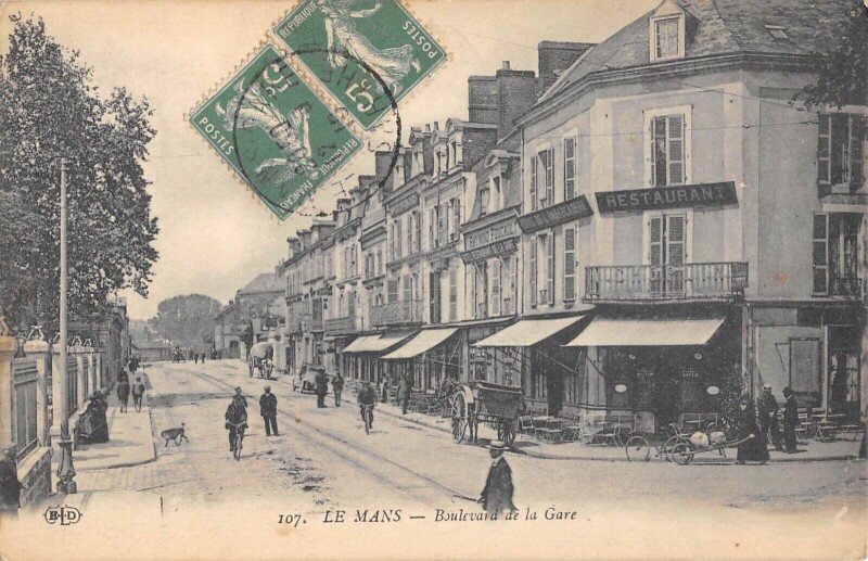 Carte postale ancienne Le Mans Boulevard De La Gare au Mans