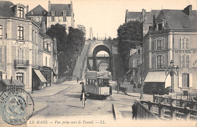 Carte postale ancienne Le Mans - Vue Prise Vers Le Tunnel - Tramway au Mans