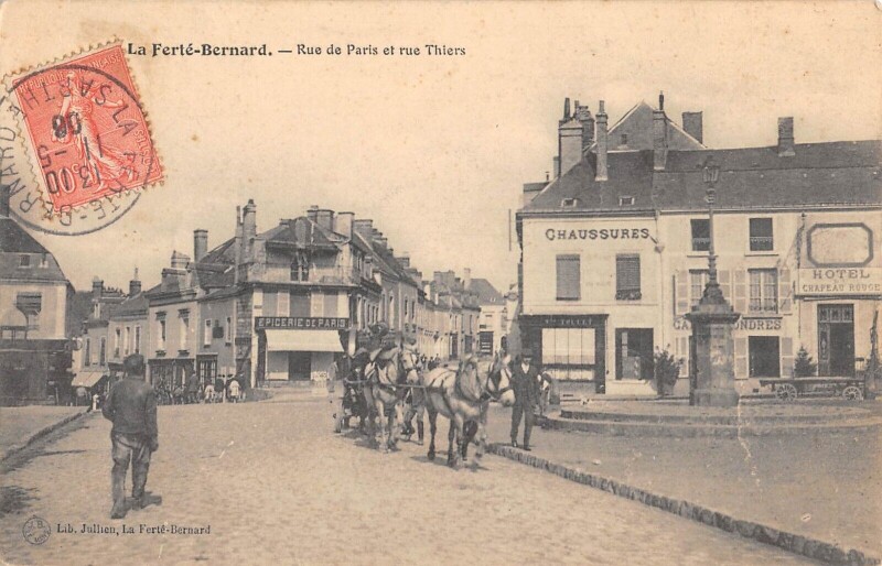 Carte postale ancienne La Ferte Bernard - Rue De Paris Et Rue Thiers