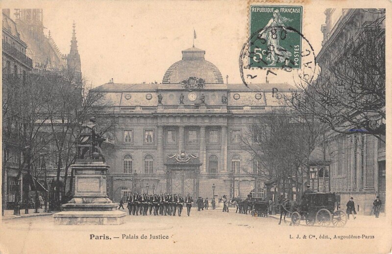 Carte postale ancienne Paris - Palais De Justice