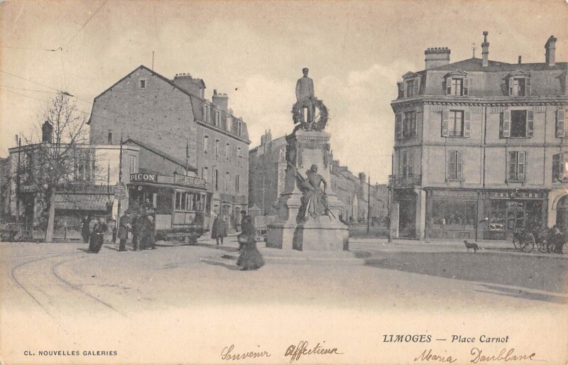 Carte postale ancienne Limoges - Place Carnot - Tramway à Limoges