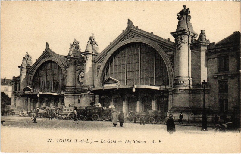 Carte postale ancienne Tours La Gare à Tours