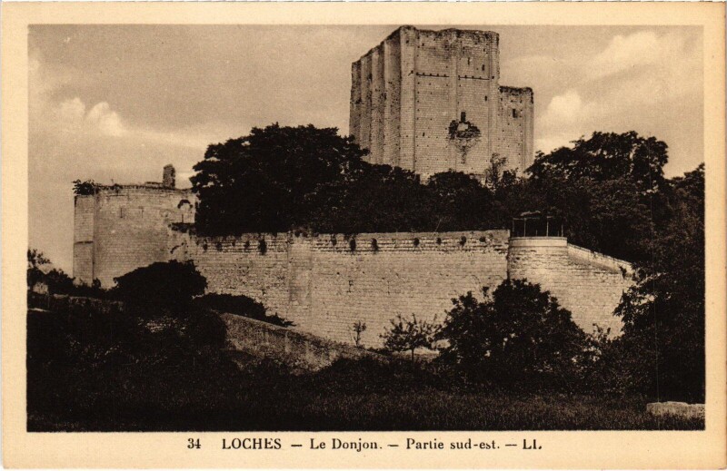Carte postale ancienne Loches Donjon à Loches