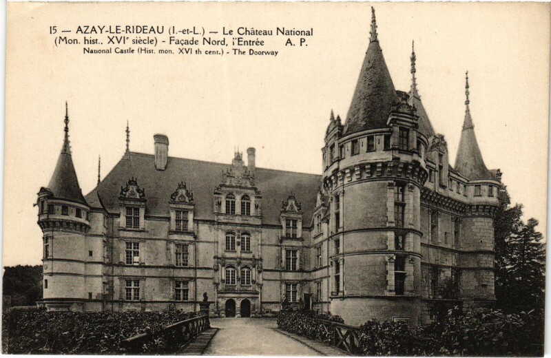 Carte postale ancienne Azay-le-Rideau Chateau National à Azay-le-Rideau