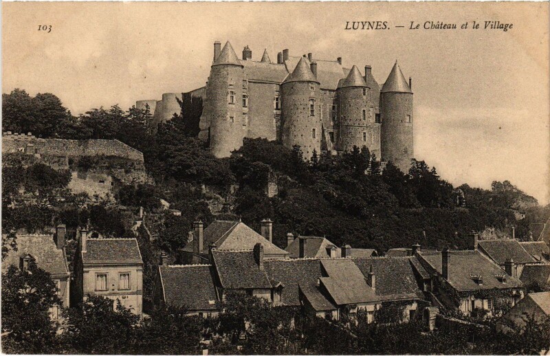 Carte postale ancienne Luynes Le Village et le Chateau à Luynes
