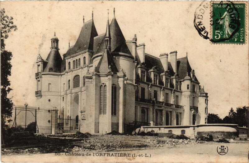 Carte postale ancienne Nouzilly Chateau de l'Orfraisiere à Nouzilly