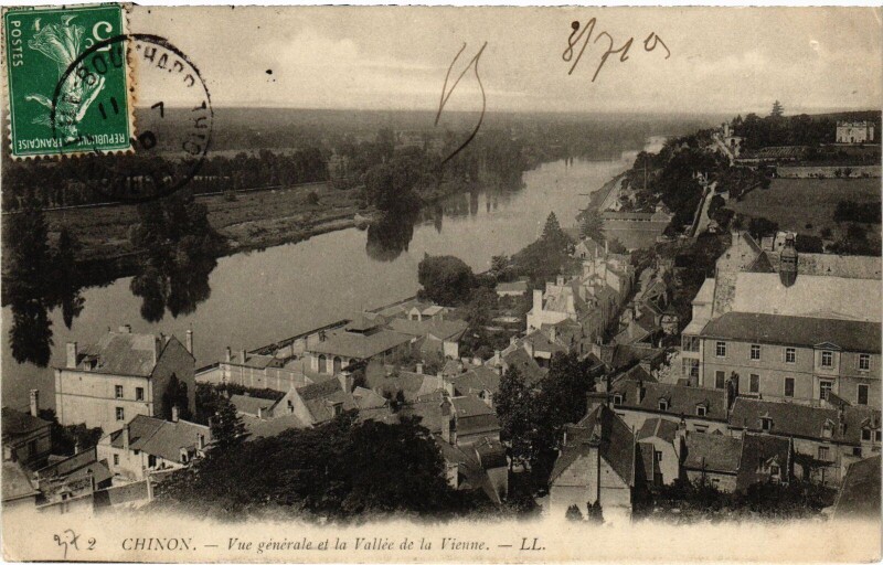 Carte postale ancienne Chinon Vue Generale à Chinon