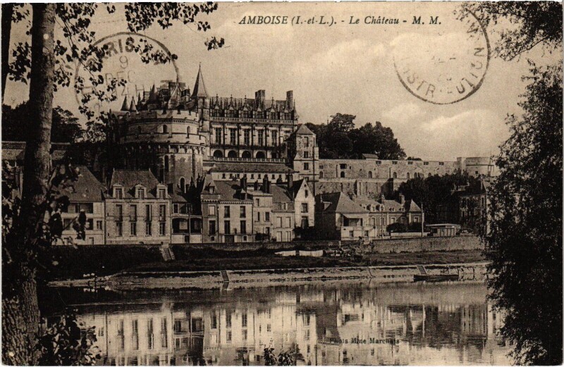 Carte postale ancienne Amboise Le Chateau à Amboise