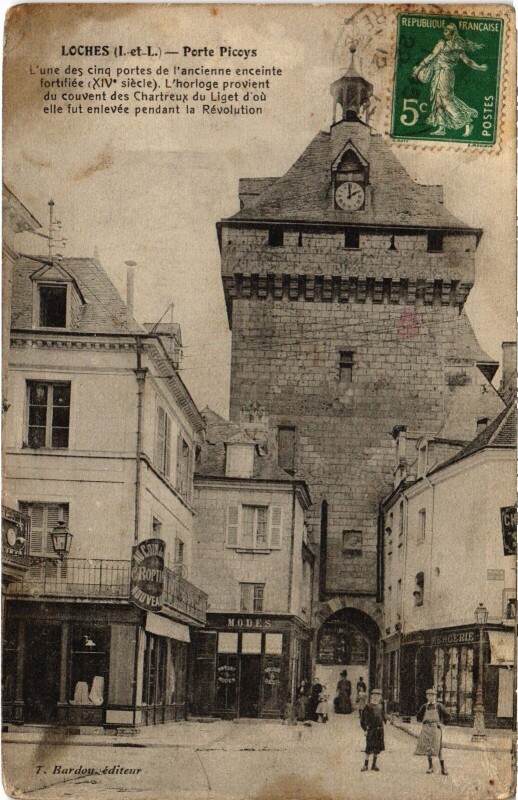 Carte postale ancienne Loches Porte Picoys à Loches