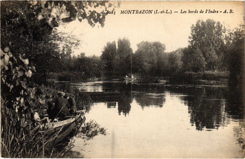 Carte postale ancienne Montbazon Les Bords de l'Indre à Montbazon