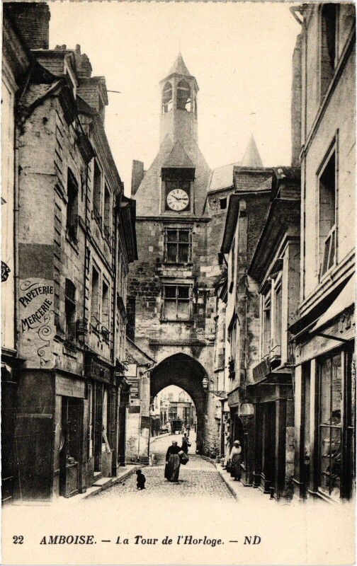 Carte postale ancienne Amboise Tour de l'Horloge à Amboise
