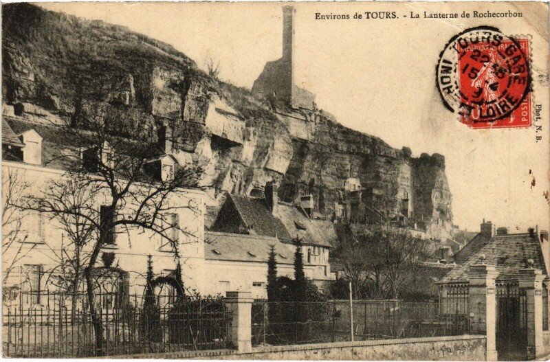 Carte postale ancienne Environs de Tours La Lanterne de Rochecorbon à Rochecorbon