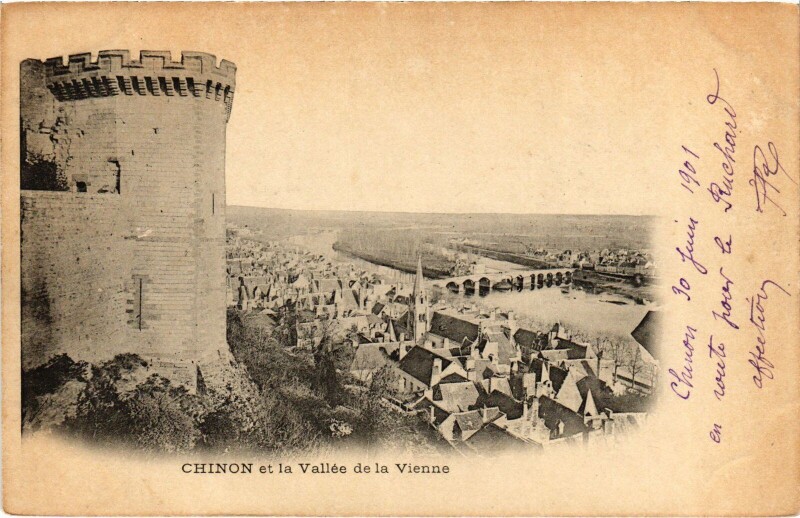 Carte postale ancienne Chinon et la Vallee de la Vienne à Chinon