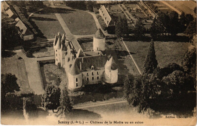 Carte postale ancienne Sonzay Chateau de la Motte à Sonzay