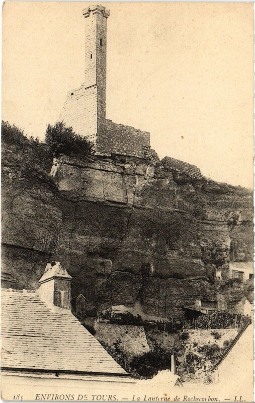 Carte postale ancienne Rochecorbon Lanterne à Rochecorbon