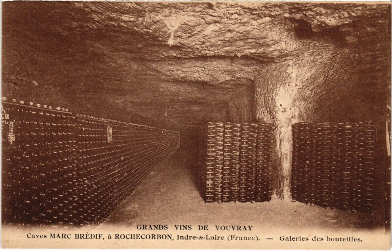 Carte postale ancienne Rochecorbon Caves Marc Bredif - Galeries des Bouteilles - Vins à Rochecorbon