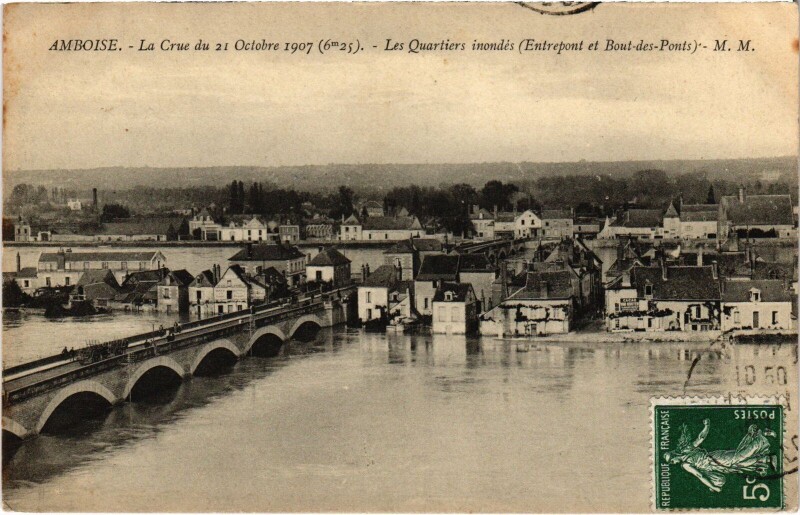 Carte postale ancienne Amboise Crue du 21 Octobre 1907 à Amboise
