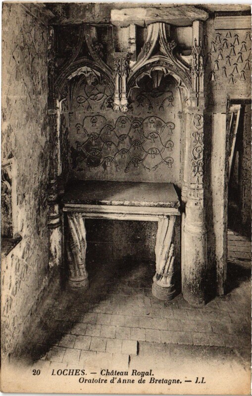 Carte postale ancienne Loches Chateau Royal - Interieur à Loches