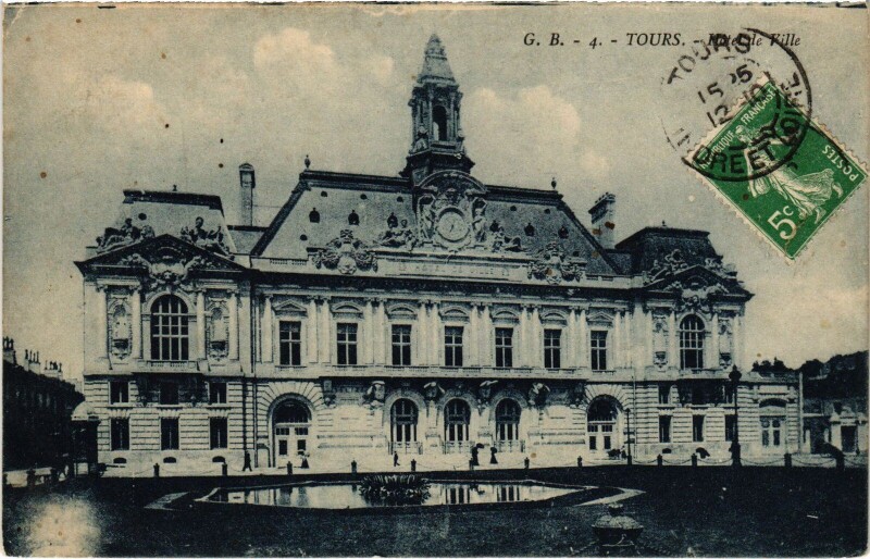 Carte postale ancienne Tours Hotel de Ville à Tours