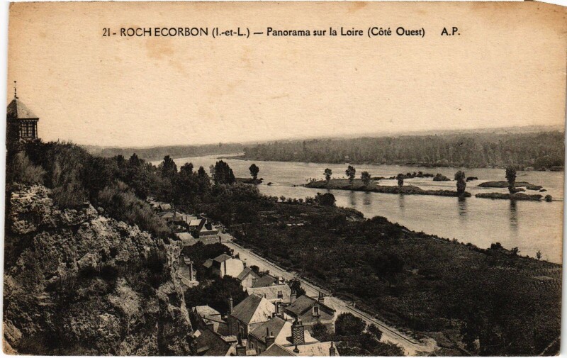 Carte postale ancienne Rochecorbon Panorama sur la Loire à Rochecorbon