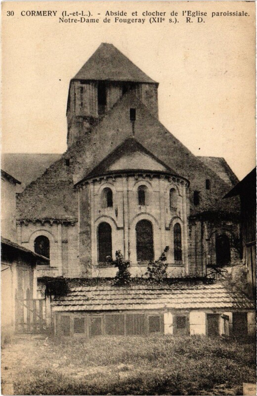 Carte postale ancienne Cormery Abside et Clocher de l'Eglise Paroissiale à Cormery