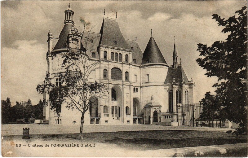 Carte postale ancienne Nouzilly Chateau de l'Orfraisiere à Nouzilly