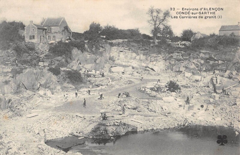 Carte postale ancienne Conde Sur Sarthe - Les Carrieres De Granit