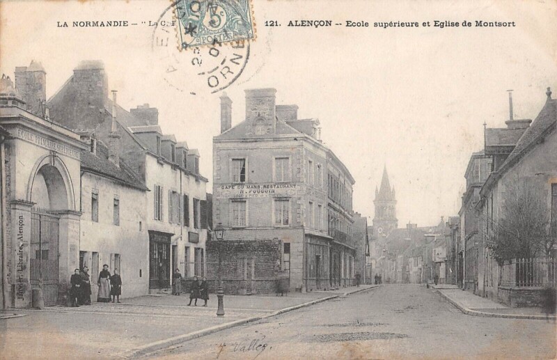 Carte postale ancienne Alencon - Ecole Superieure Et Eglise De Montsort