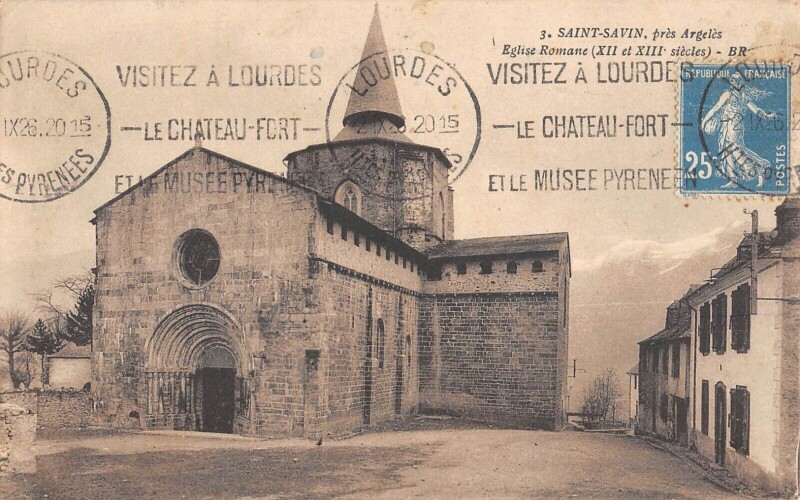 Carte postale ancienne Saint Savin - Eglise Romane à Saint-Savin