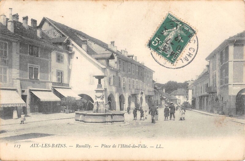 Carte postale ancienne Aix Les Bains - Rumilly - Place De L'Hotel De Ville à Aix-les-Bains