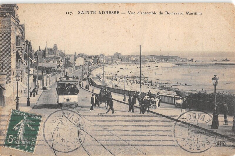 Carte postale ancienne Sainte Adresse - Vue D'Ensemble Du Boulevard Maritime à Sainte-Adresse