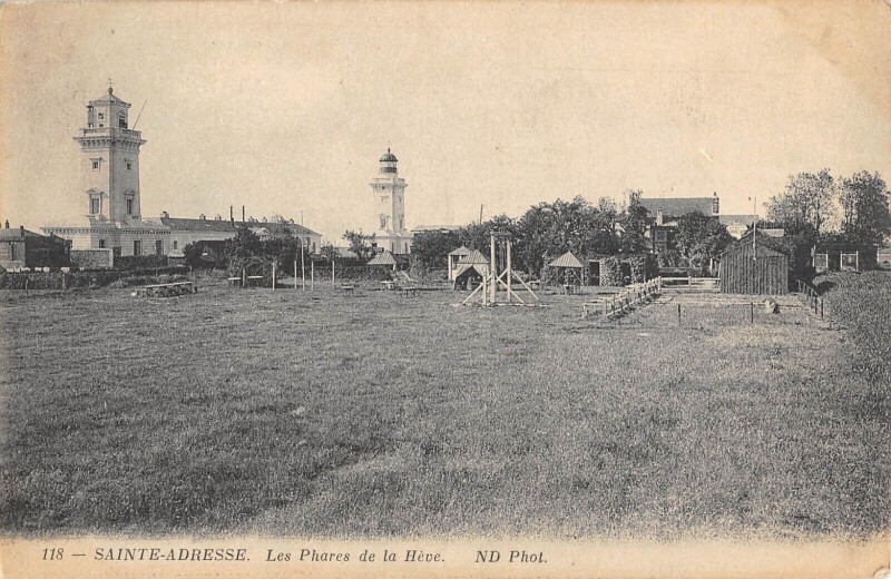 Carte postale ancienne Sainte Adresse - Les Phares De La Heve à Sainte-Adresse