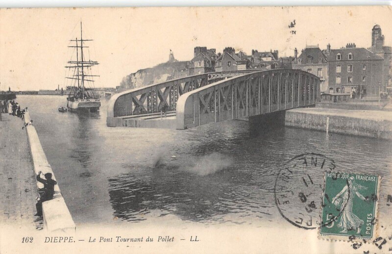Carte postale ancienne Dieppe - Le Pont Tournant Du Pollet à Dieppe