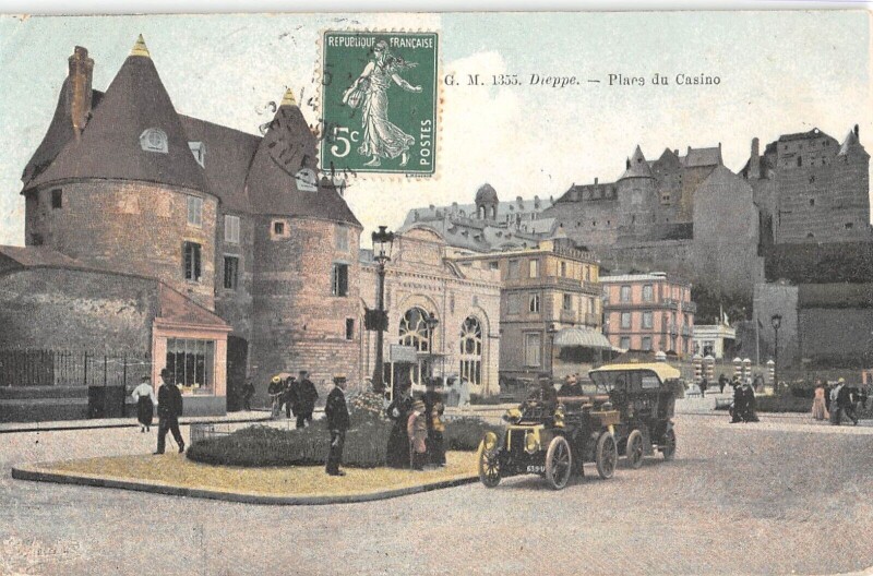 Carte postale ancienne Dieppe - Place Du Casino à Dieppe