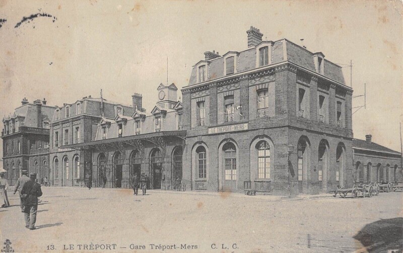 Carte postale ancienne Le Treport - Gare Treport Mers