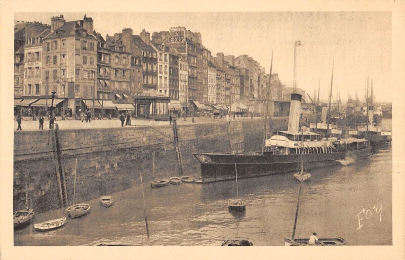 Carte postale ancienne Le Havre - Quai De Southampton au Havre