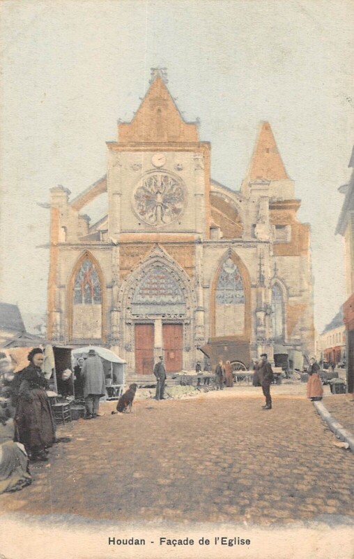 Carte postale ancienne Houdan - Facade De L'Eglise à Houdan