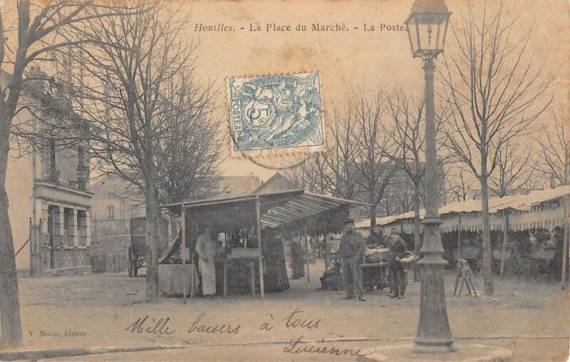Carte postale ancienne Houilles - La Place Du Marche - La Poste à Houilles