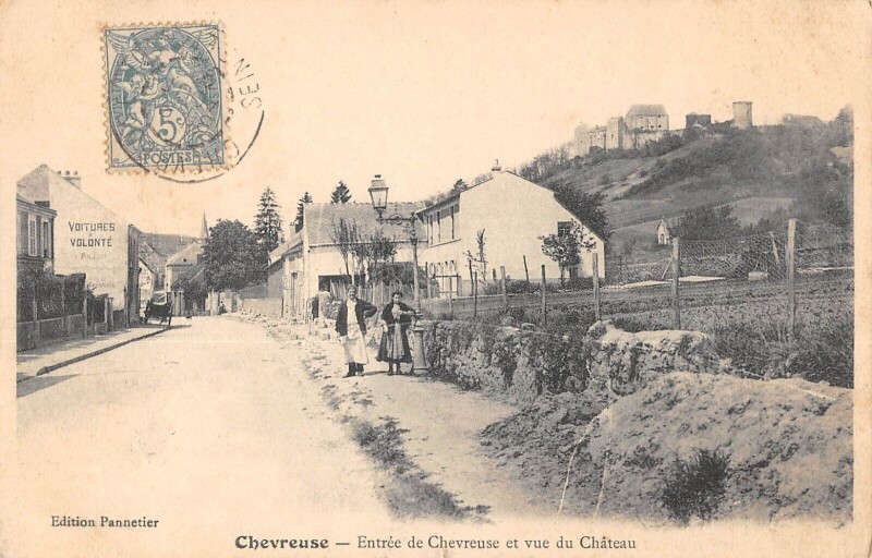 Carte postale ancienne Chevreuse - Entree De Chevreuse Et Vue Du Chateau à Chevreuse