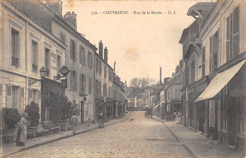 Carte postale ancienne Chevreuse - Rue De La Mairie à Chevreuse