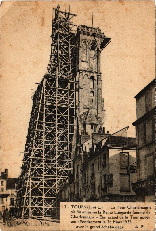 Carte postale ancienne Tours Tour Charlemagne à Tours