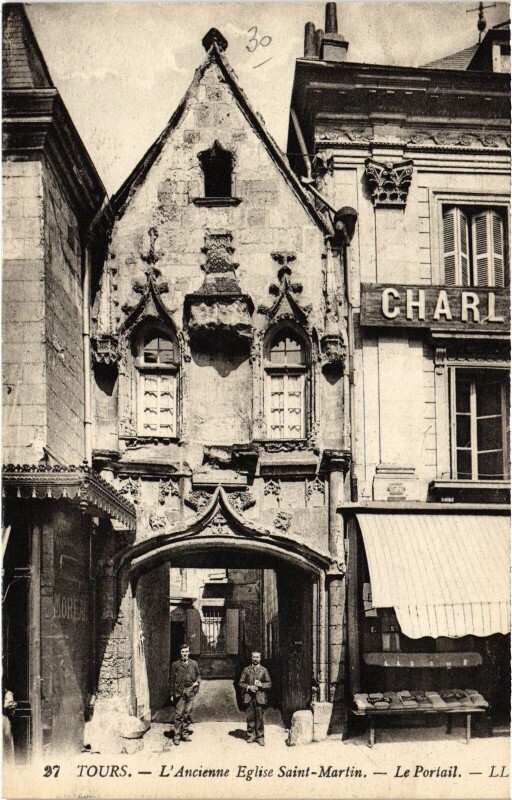 Carte postale ancienne Tours Eglise Saint-Martin à Tours
