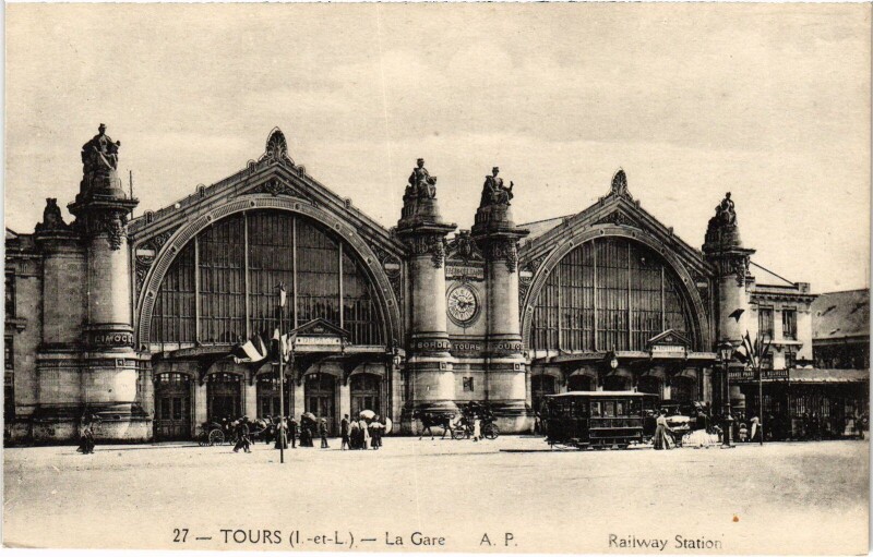 Carte postale ancienne Tours La Gare à Tours