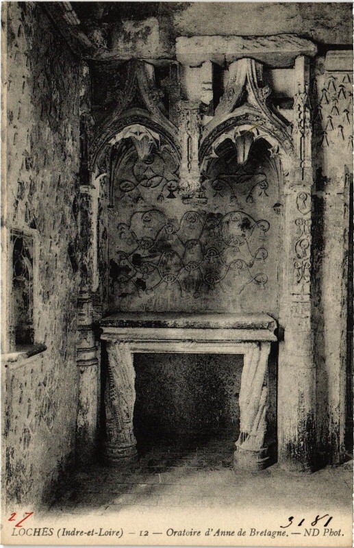 Carte postale ancienne Loches Oratoire d'Anne de Bretagne à Loches