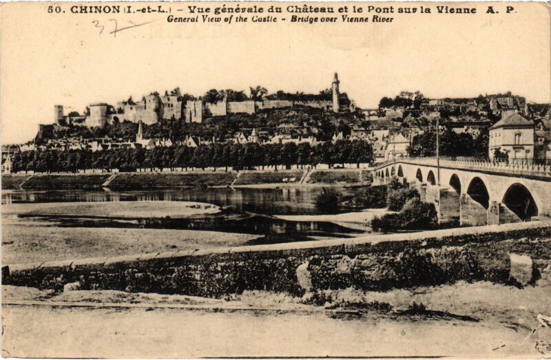 Carte postale ancienne Chinon vue generale à Chinon