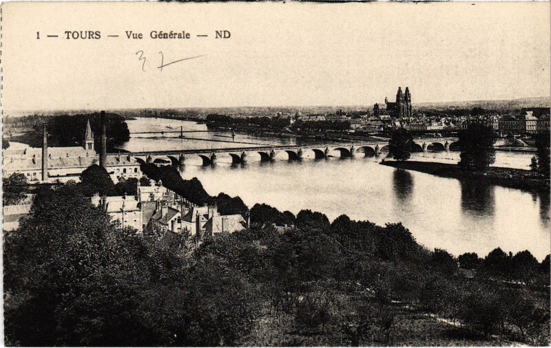 Carte postale ancienne Tours vue generale à Tours