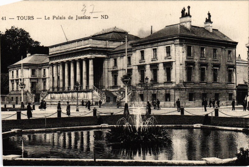 Carte postale ancienne Tours Palais de Justice à Tours
