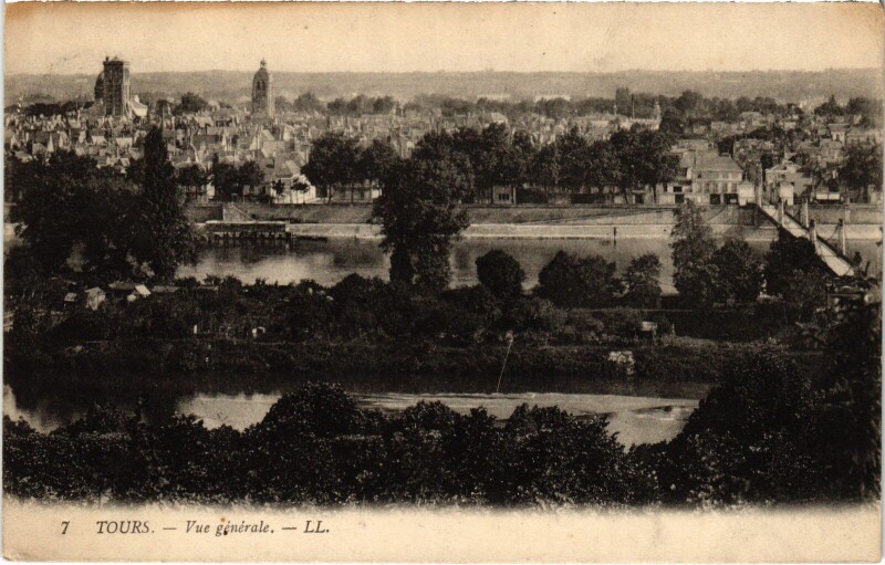 Carte postale ancienne Tours vue generale à Tours