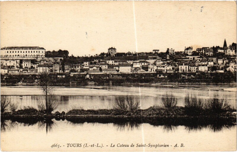 Carte postale ancienne Tours Coteau de Saint-Symphorien à Tours